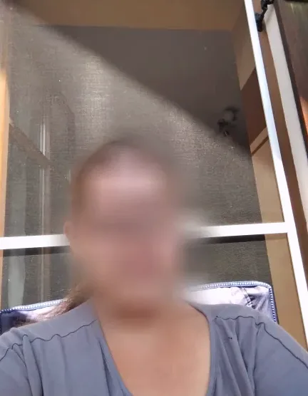 Amina, 34