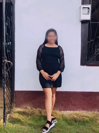 Amina, 26