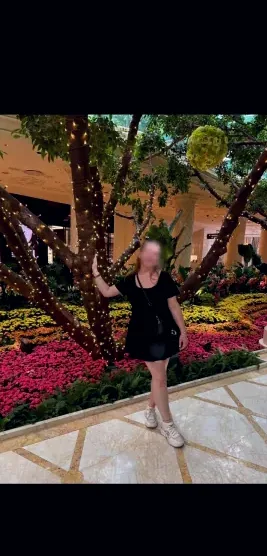 Antonia, 25