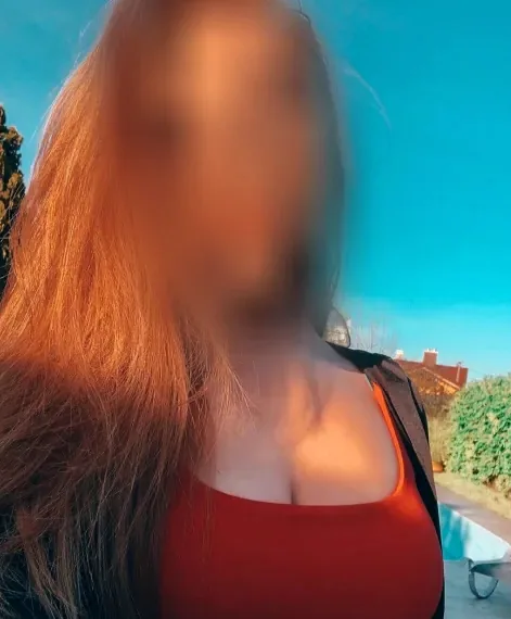 Bernadette, 34