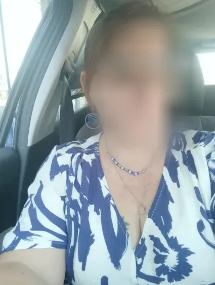 Carina, 40