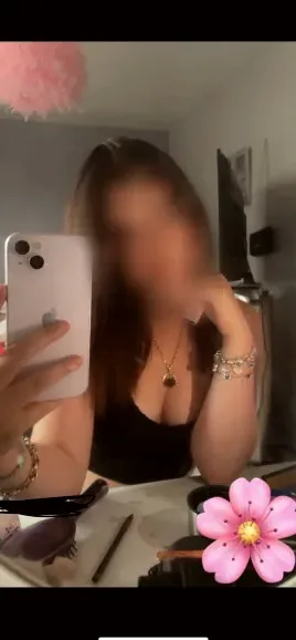 Corinna, 20