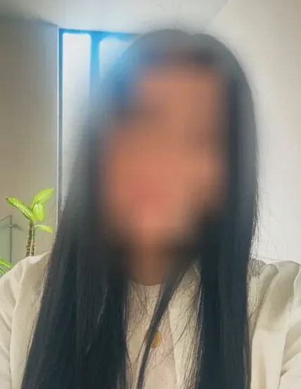 Hannah, 37