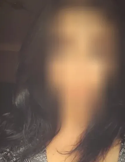 Laura, 29