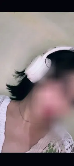 Lea, 30