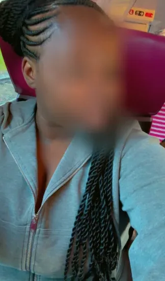 Lilly, 21