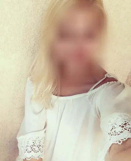 Sarah, 34