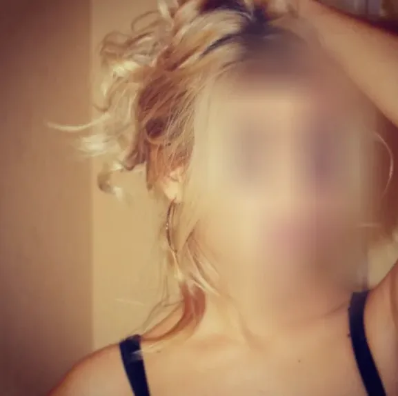 Selma, 28