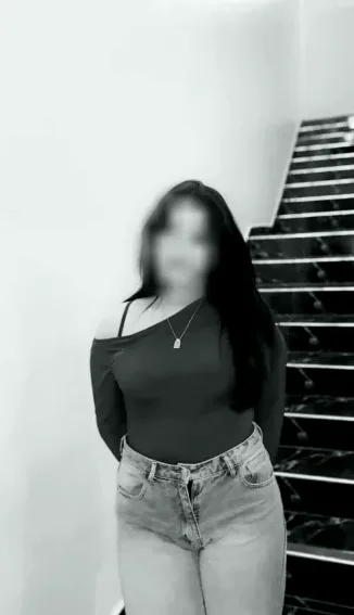 Silvia, 18