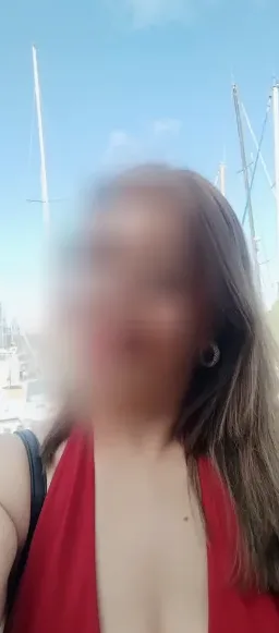 Simone, 35