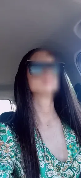 Stefanie, 39